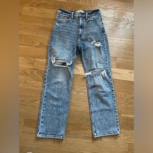 Abercrombie & Fitch 26/2R Ultra High Rise Jeans